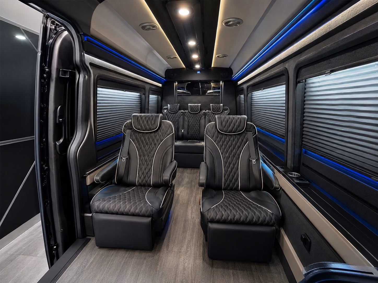 austin airport shuttle buses for employees