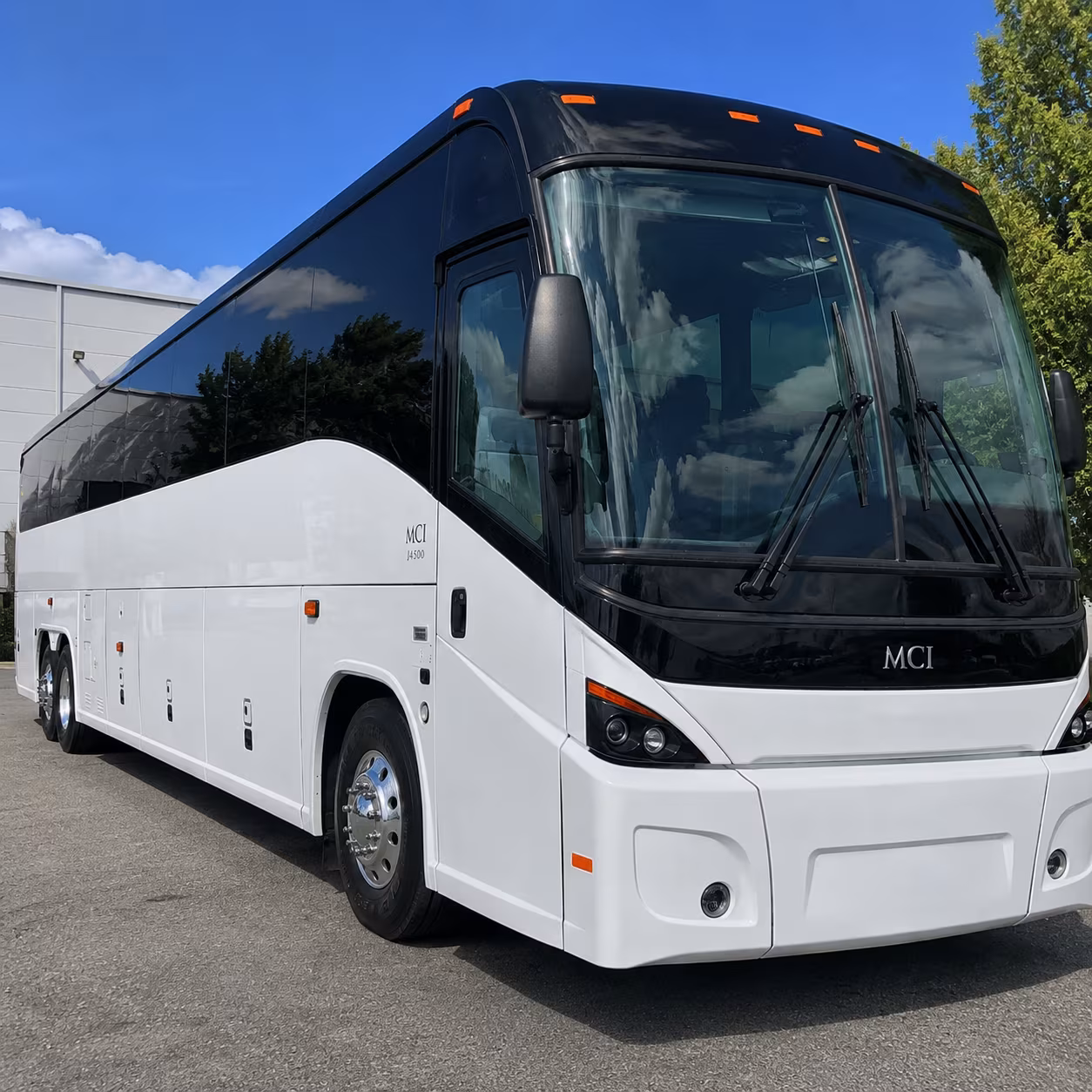private charter buses for layovers in austin